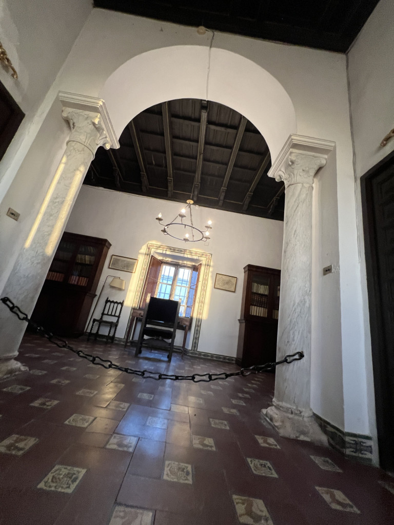 El castillo-palacio de la Casa de Osuna en Espejo es historia viva